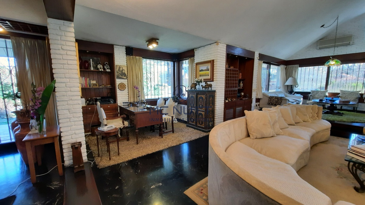 Casa ID.581/ - Casa en venta  Playa Mansa Punta del Este