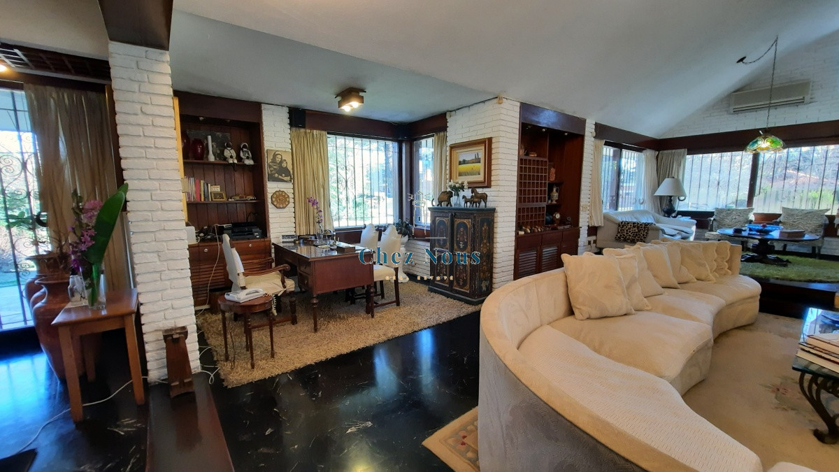 Casa ID.655 - Casa en venta  Playa Mansa Punta del Este