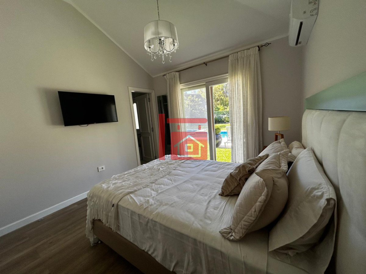 Casa ID.459 - Casa en alquiler Enero Barrio Lugano Arbolada 