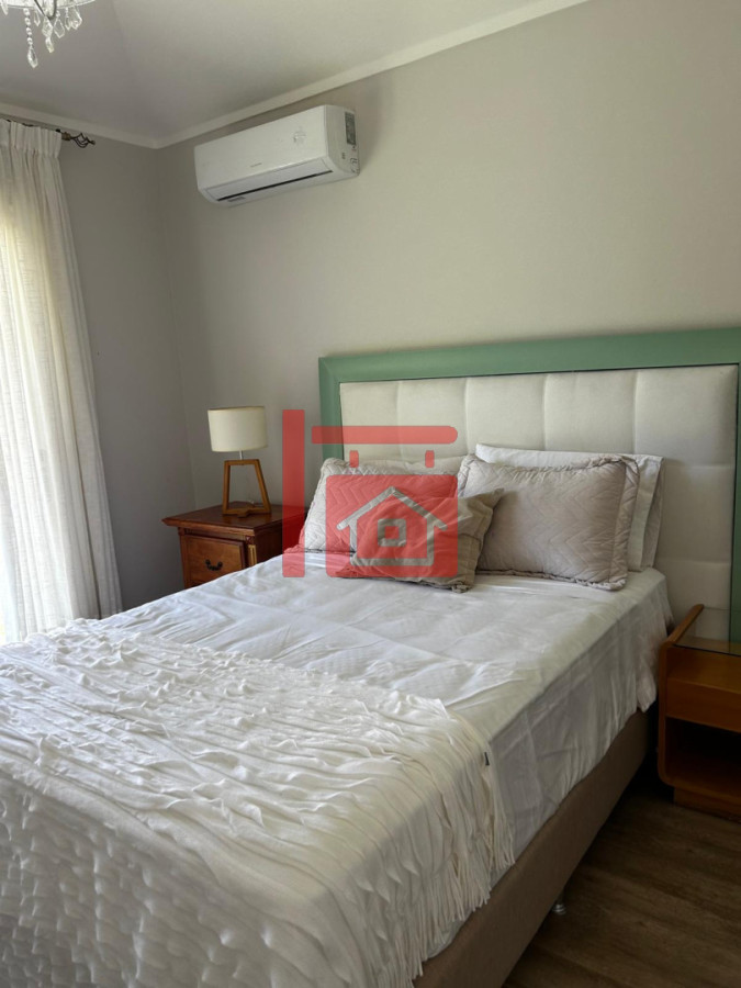 Casa ID.459 - Casa en alquiler Enero Barrio Lugano Arbolada 