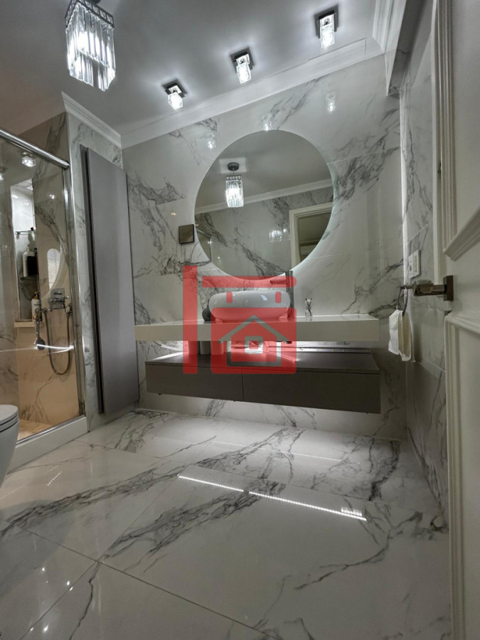 Casa ID.459 - Casa en alquiler Enero Barrio Lugano Arbolada 