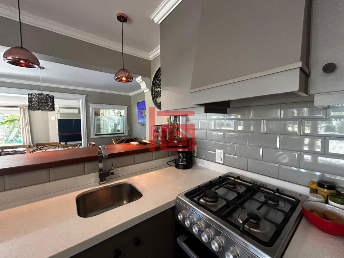 Casa ID.459 - Casa en alquiler Enero Barrio Lugano Arbolada 