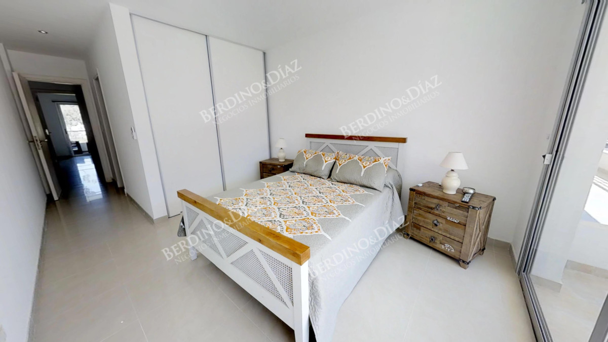 Apartamento ID.252 - Penthouse en venta  ubicado en Zona Golf con servicios