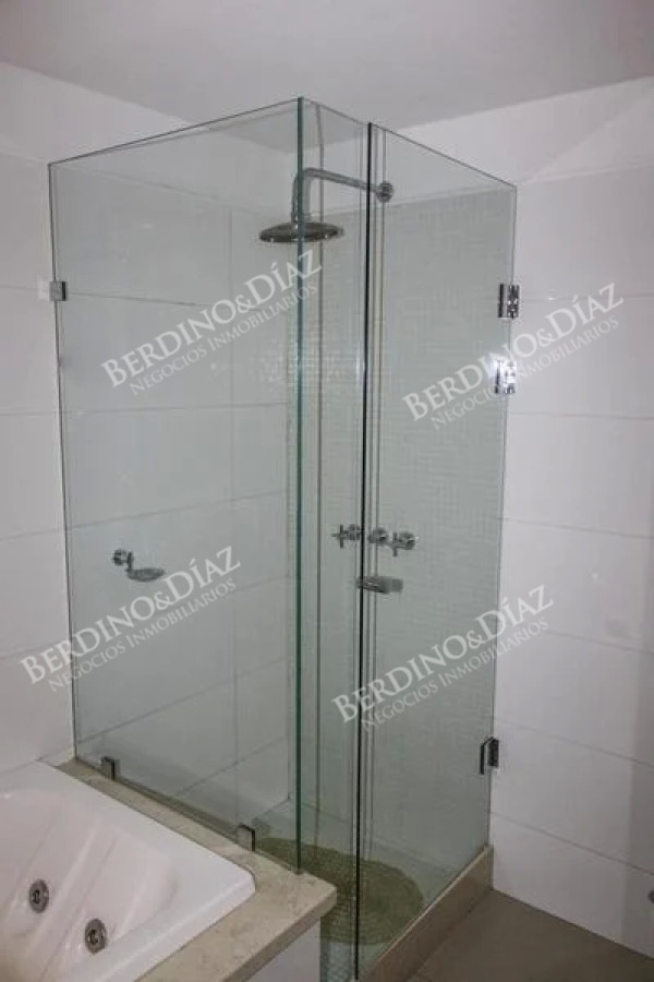 Apartamento ID.2276 - Apatamento de 4 suites frente al mar Playa Brava