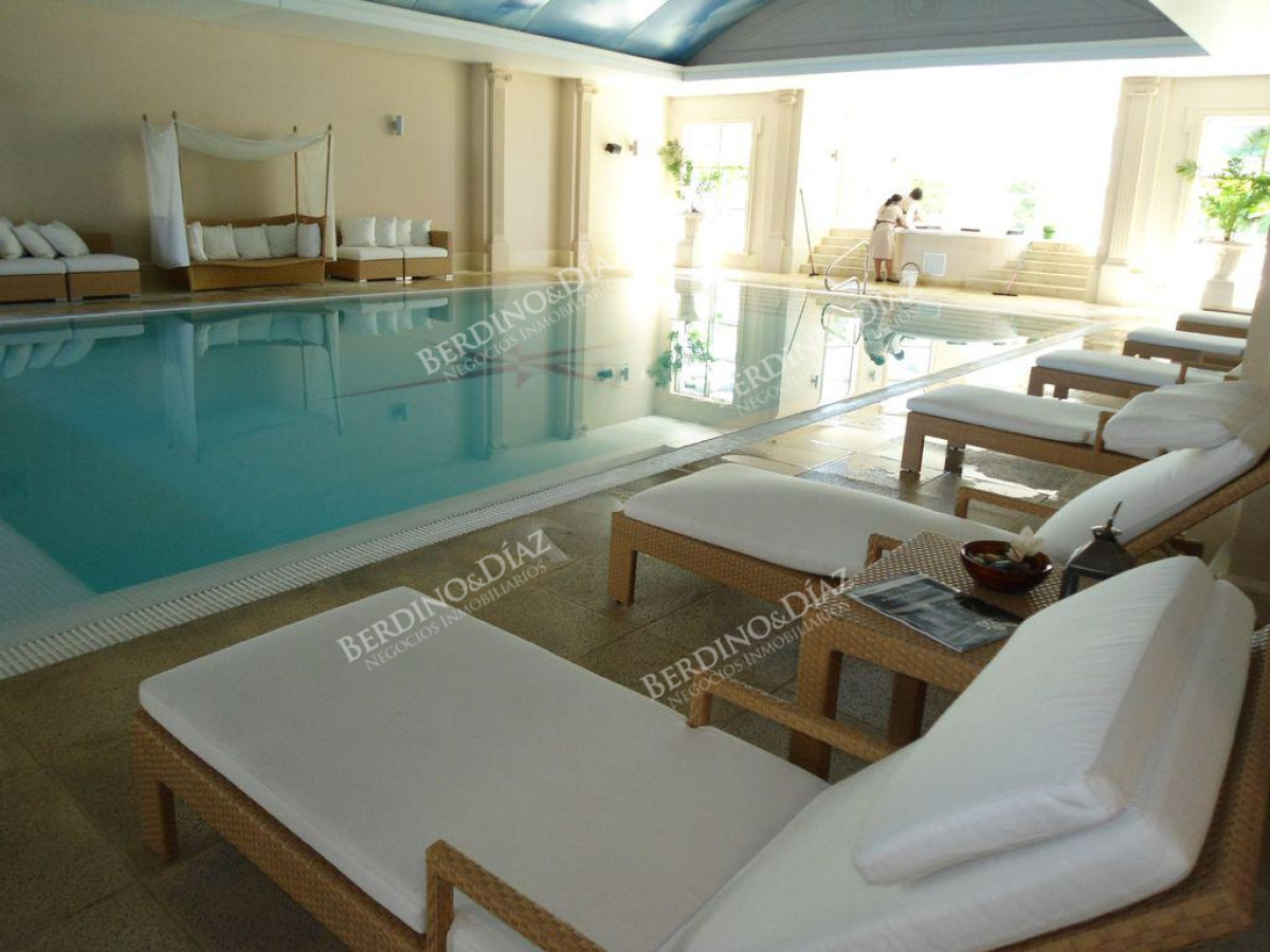 Apartamento ID.74 -  Apartamento en venta Torre Imperiale ePunta del Este