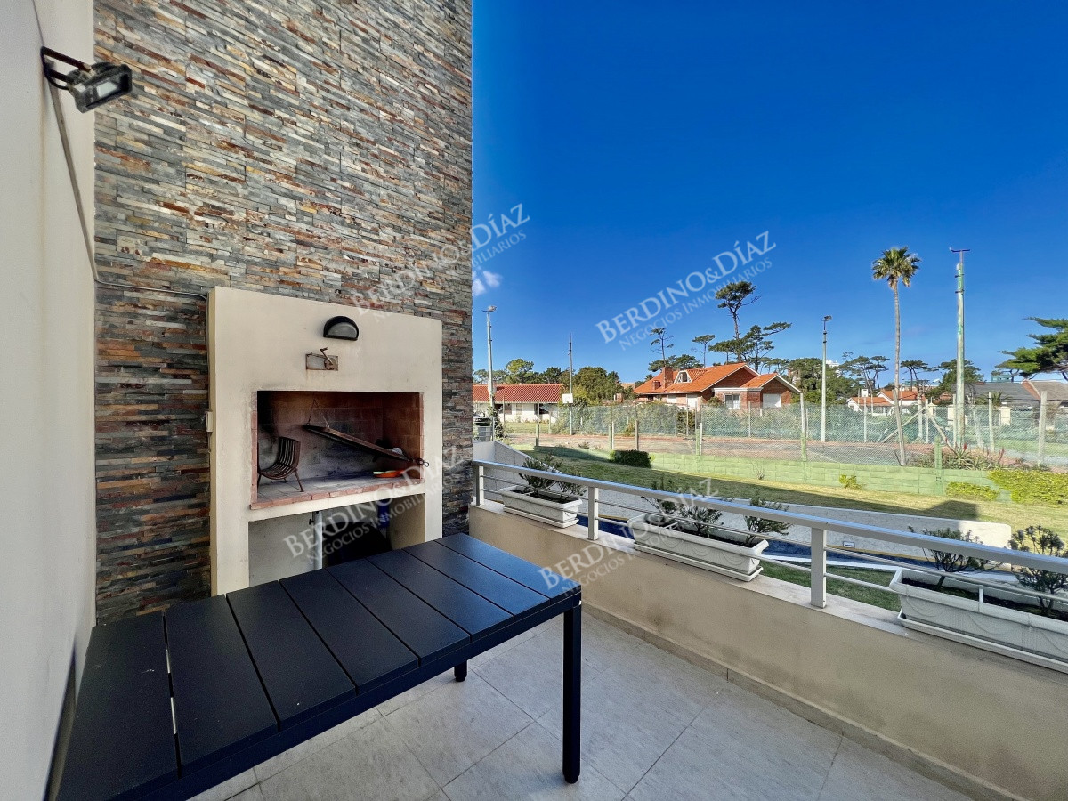 Apartamento ID.568 - Apartamento en la Mansa 3 dormitorios cerca de la playa 