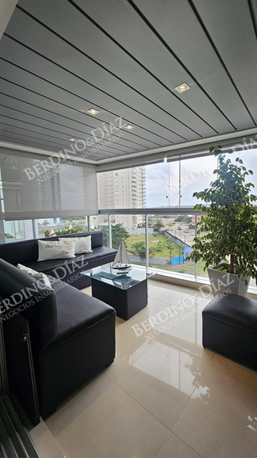 Apartamento ID.2743 - Oportunidad Miami Boulevard 1 de 2 dormitorios al frente parrillero