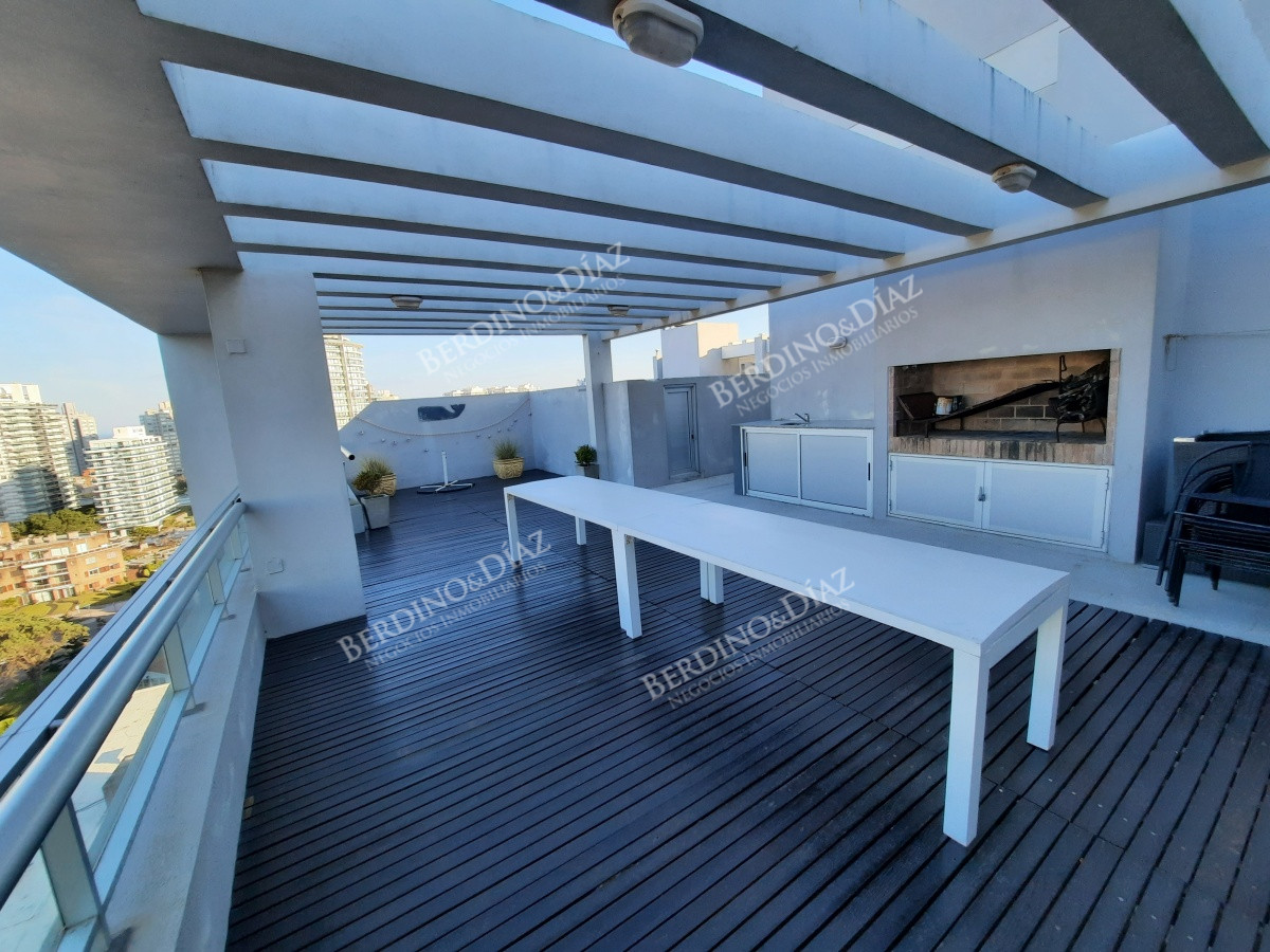 Apartamento ID.1075 - PentHouse con parrillero en la Parada 4 de la Mansa
