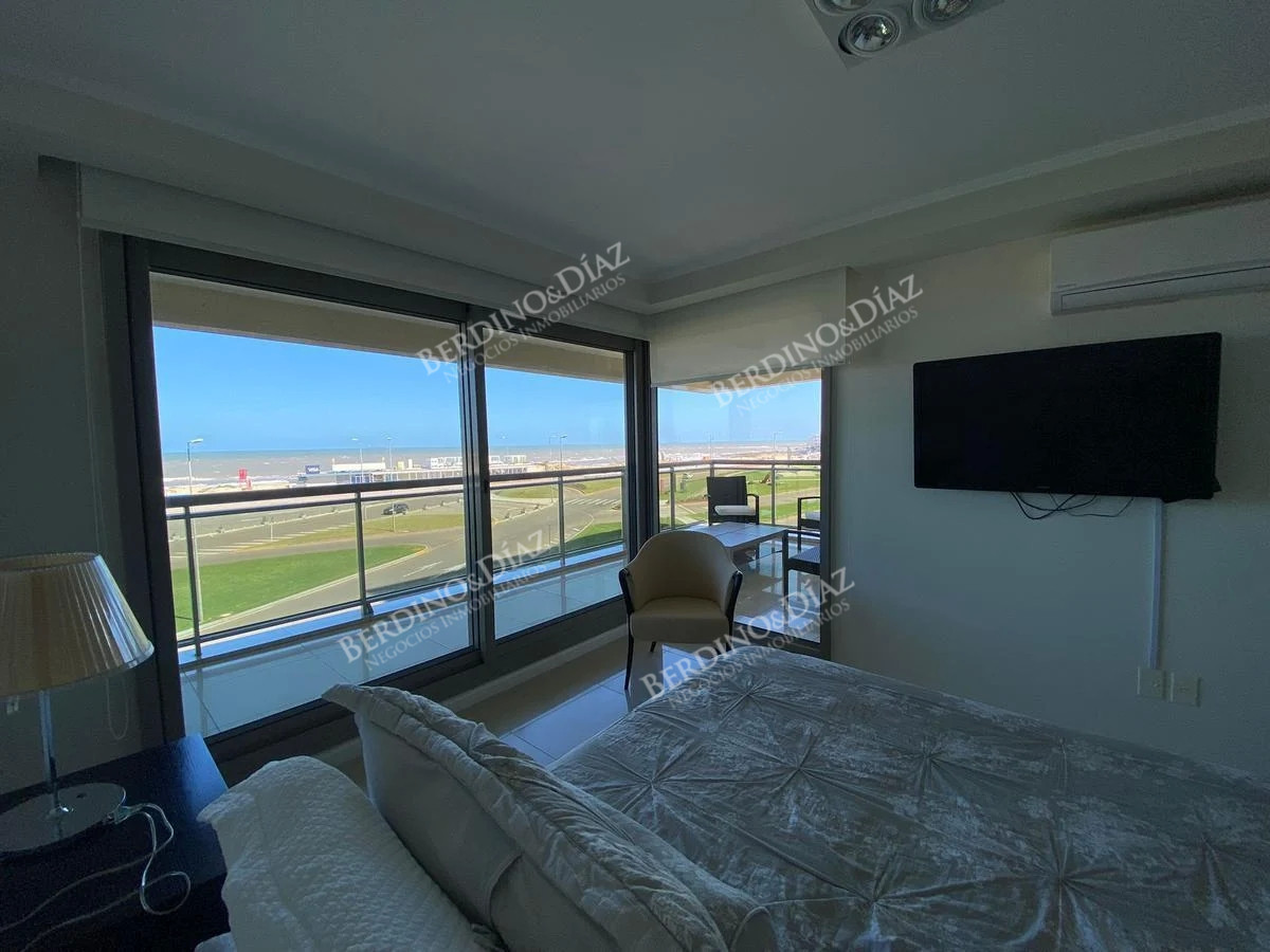Apartamento ID.2303 - APARTAMENTO EN VENTA PLAYA BARVA ESQUINERO 