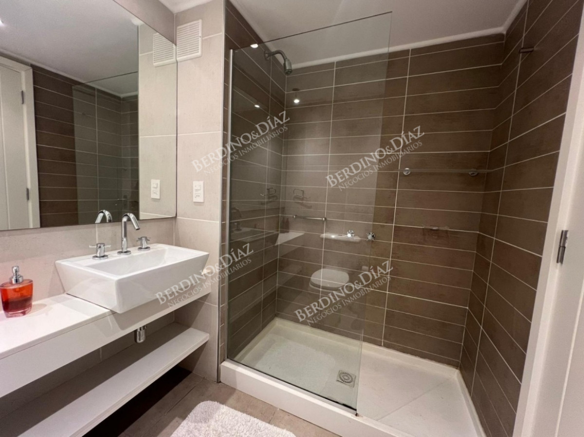Apartamento ID.2778 - Ocean Drive Apartamento de 3 dormitorios en venta 