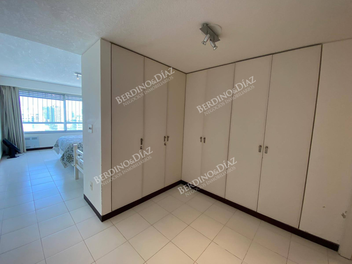 Apartamento ID.1153 - Oportunidad en Tiburon 2 frente a la Playa Brava