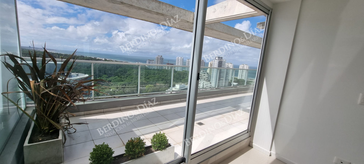 Apartamento ID.1737 - Espectacular Penthouse en venta  en Punta del Este 
