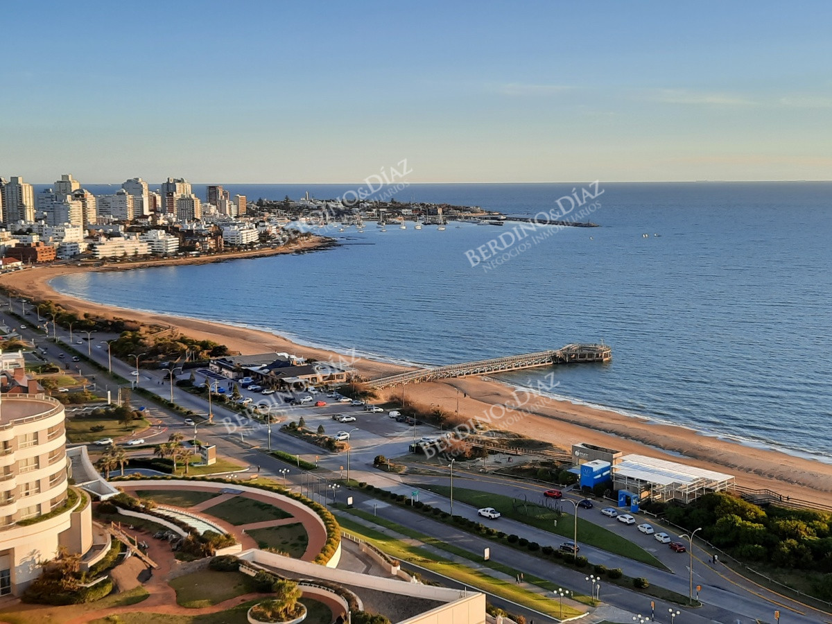 Apartamento ID.1114 - Apartamento de 2 dormitorios Playa Mansa de Punta del Este