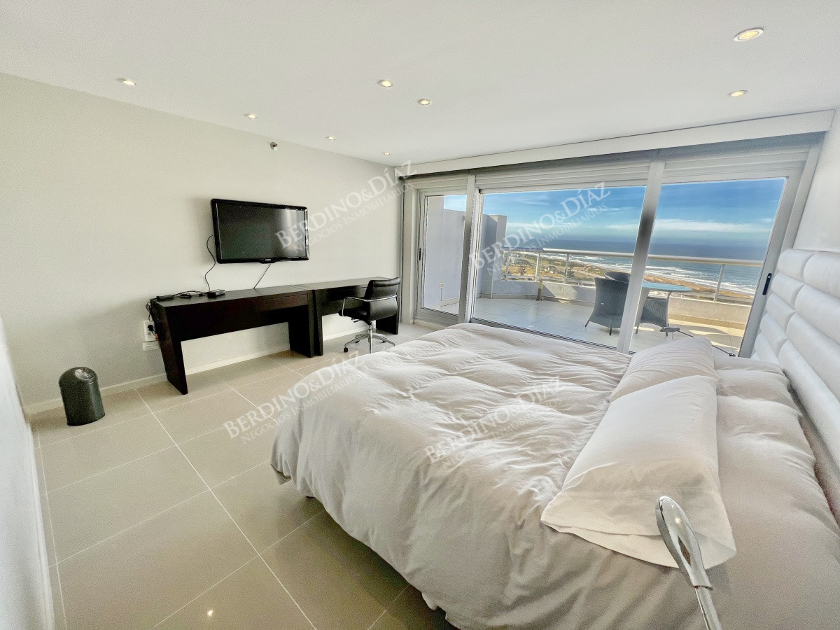 Apartamento ID.1464 -  PentHouse en la Brava con hermosa vista 