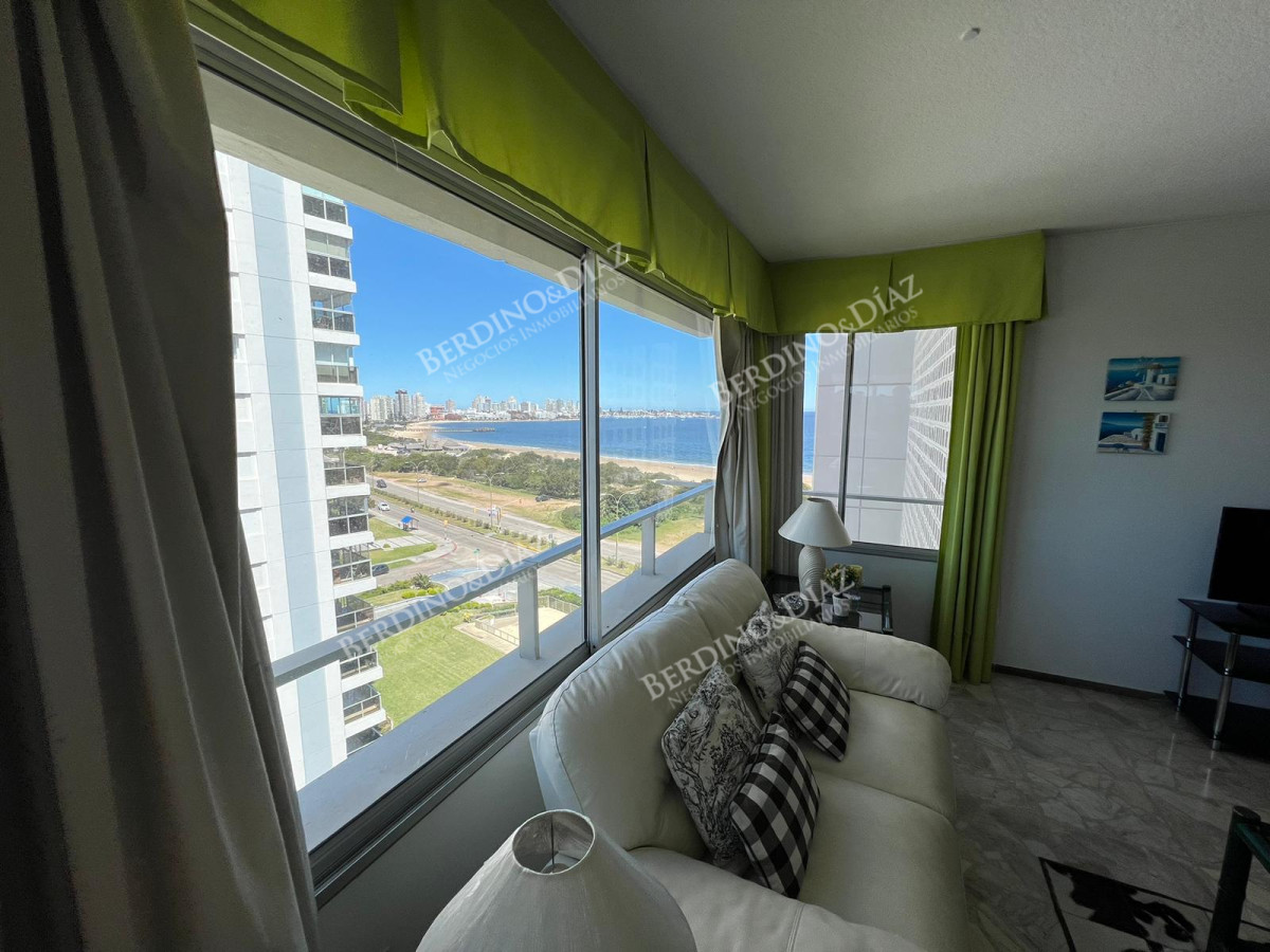 Apartamento ID.1021 - Apartamento en venta con vista al mar en Playa Mansa