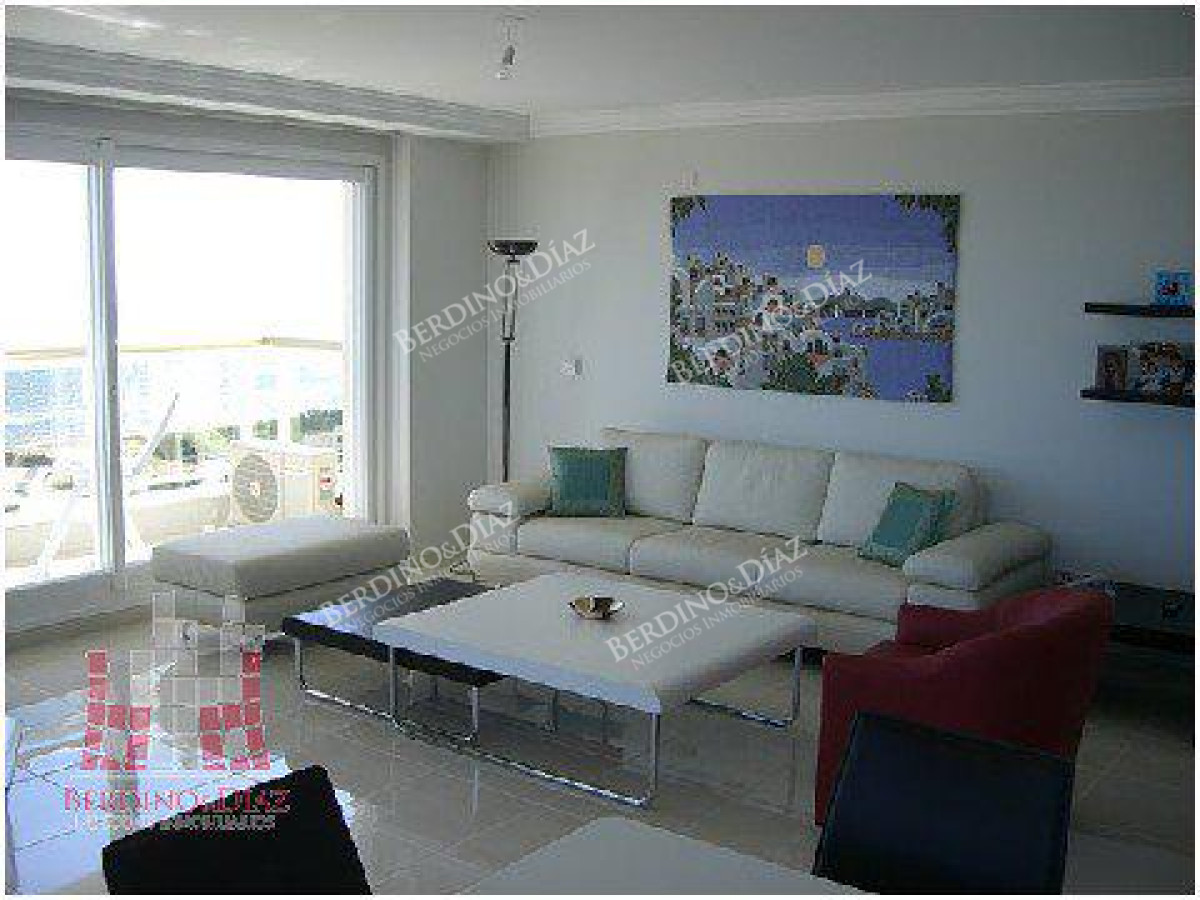 Apartamento ID.122 -  Apartamento en Playa Mansa en Le Jardin de Punta del Este