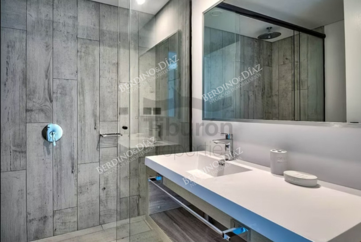 Apartamento ID.2975 - Apartamento en venta  2 dormitorios Surfside Brava