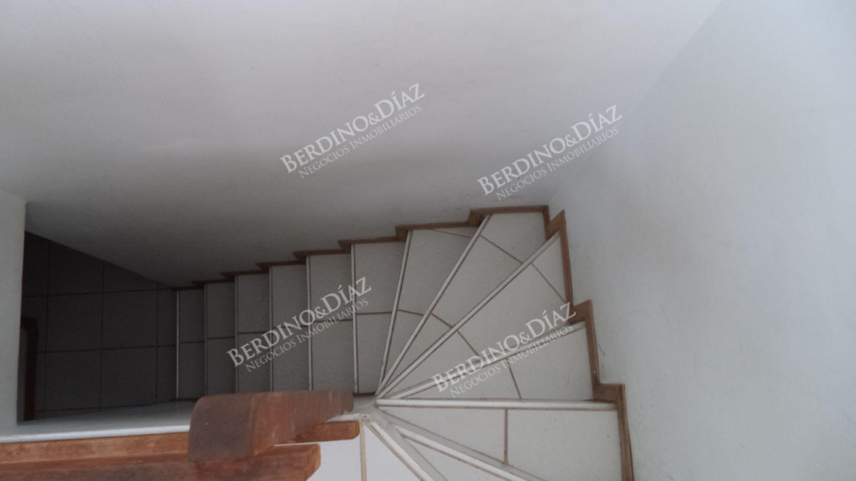Apartamento ID.160 -  Apartamento Extraordinario Muy Bien Ubicado en Primera Fila de la Brava con Espectacular Vista al Mar