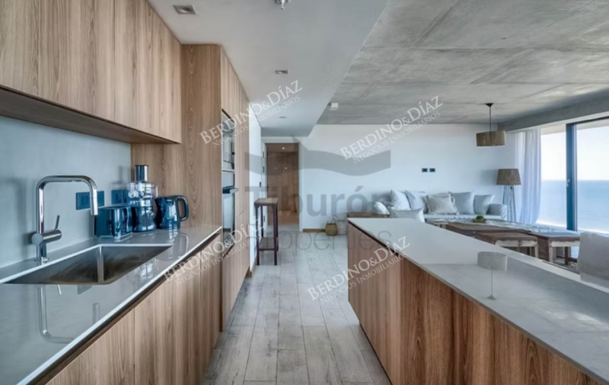 Apartamento ID.2975 - Apartamento en venta  2 dormitorios Surfside Brava