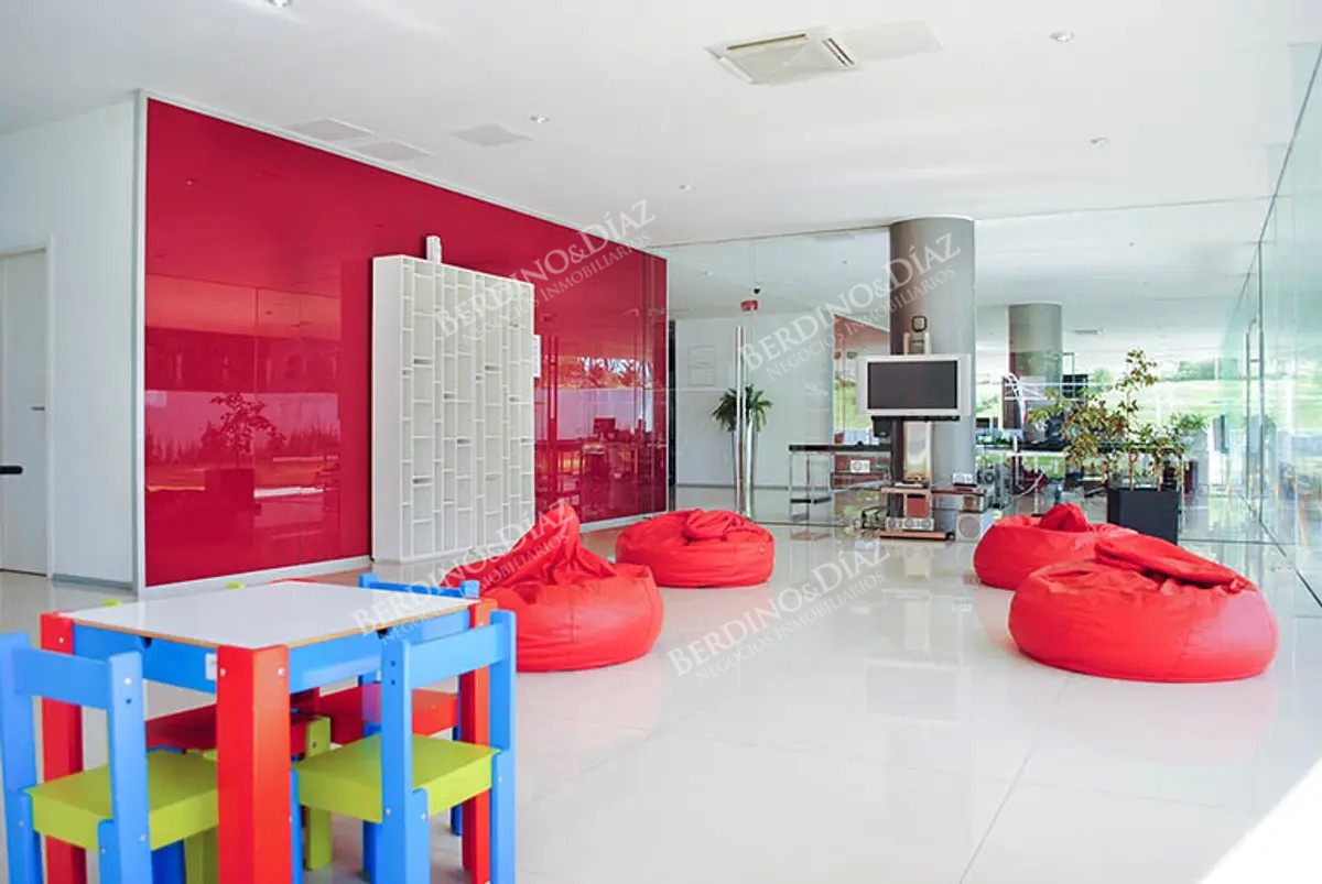 Apartamento ID.2810 - Apartamento en venta 3 dormitorios Torre con servicios