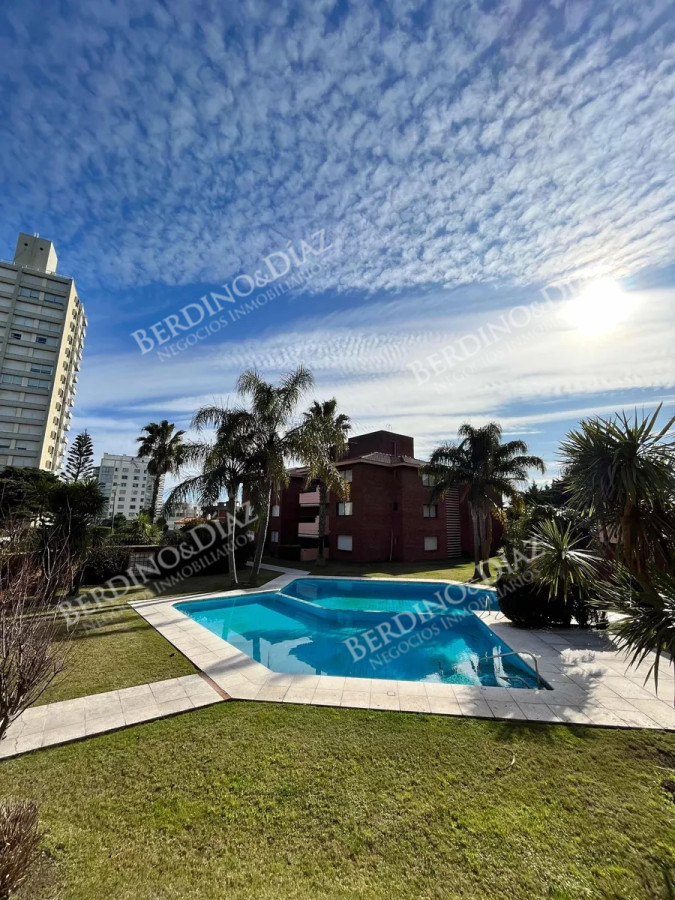 Apartamento ID.2048 - Apartamento en Playa Mansa Venta