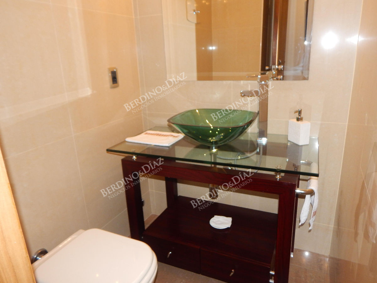 Apartamento ID.212 - Alquiler en playa Mansa Punta del Este 