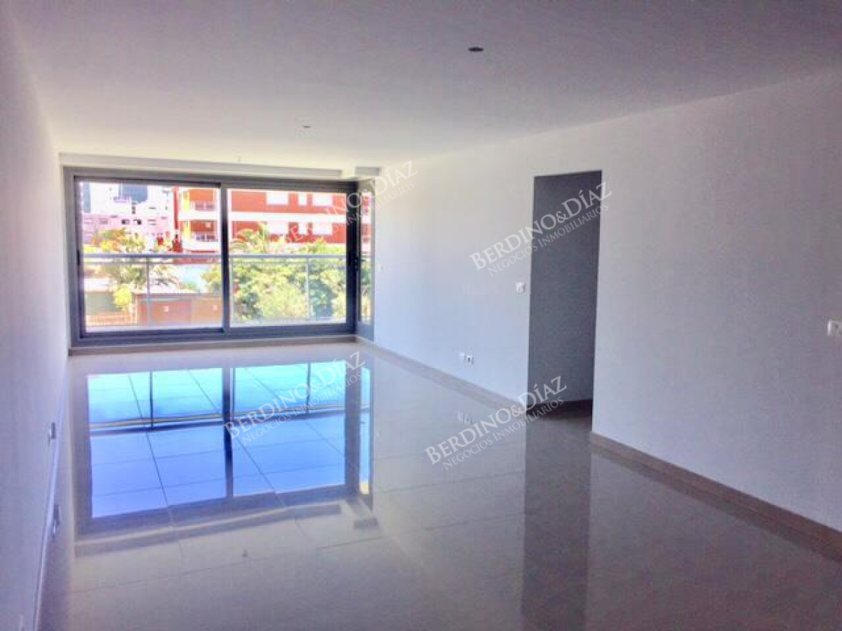 Apartamento ID.283 -  Apartamento Imperdible de Excelente Categoría en Punta del Este