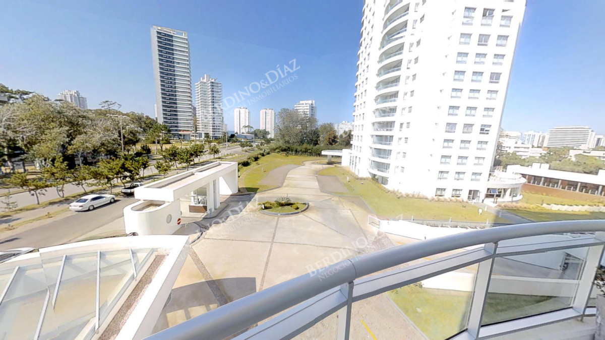 Apartamento ID.298 -  Apartamento en venta en Ocean Drive Punta del Este 