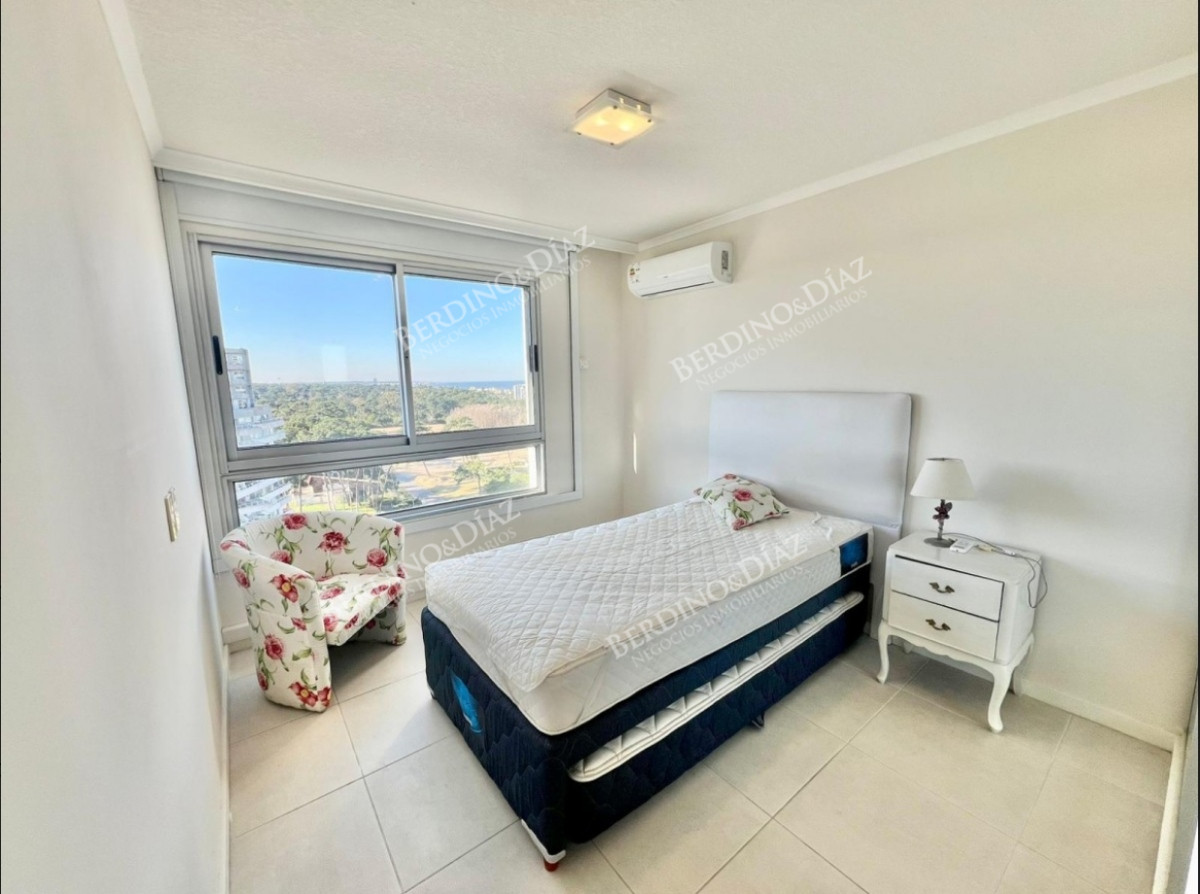 Apartamento ID.2778 - Ocean Drive Apartamento de 3 dormitorios en venta 