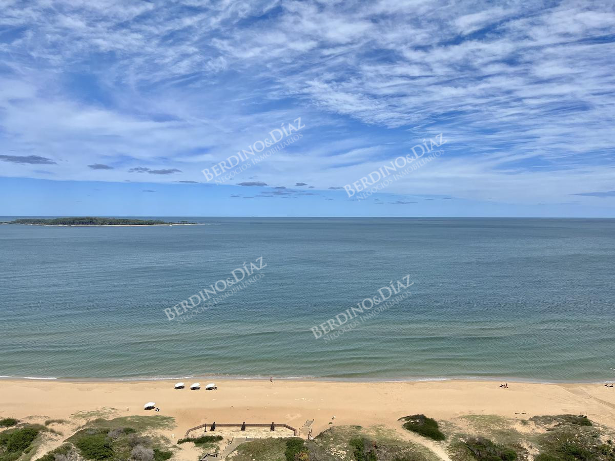 Apartamento ID.2701 - Oportunidad en torre Venetian