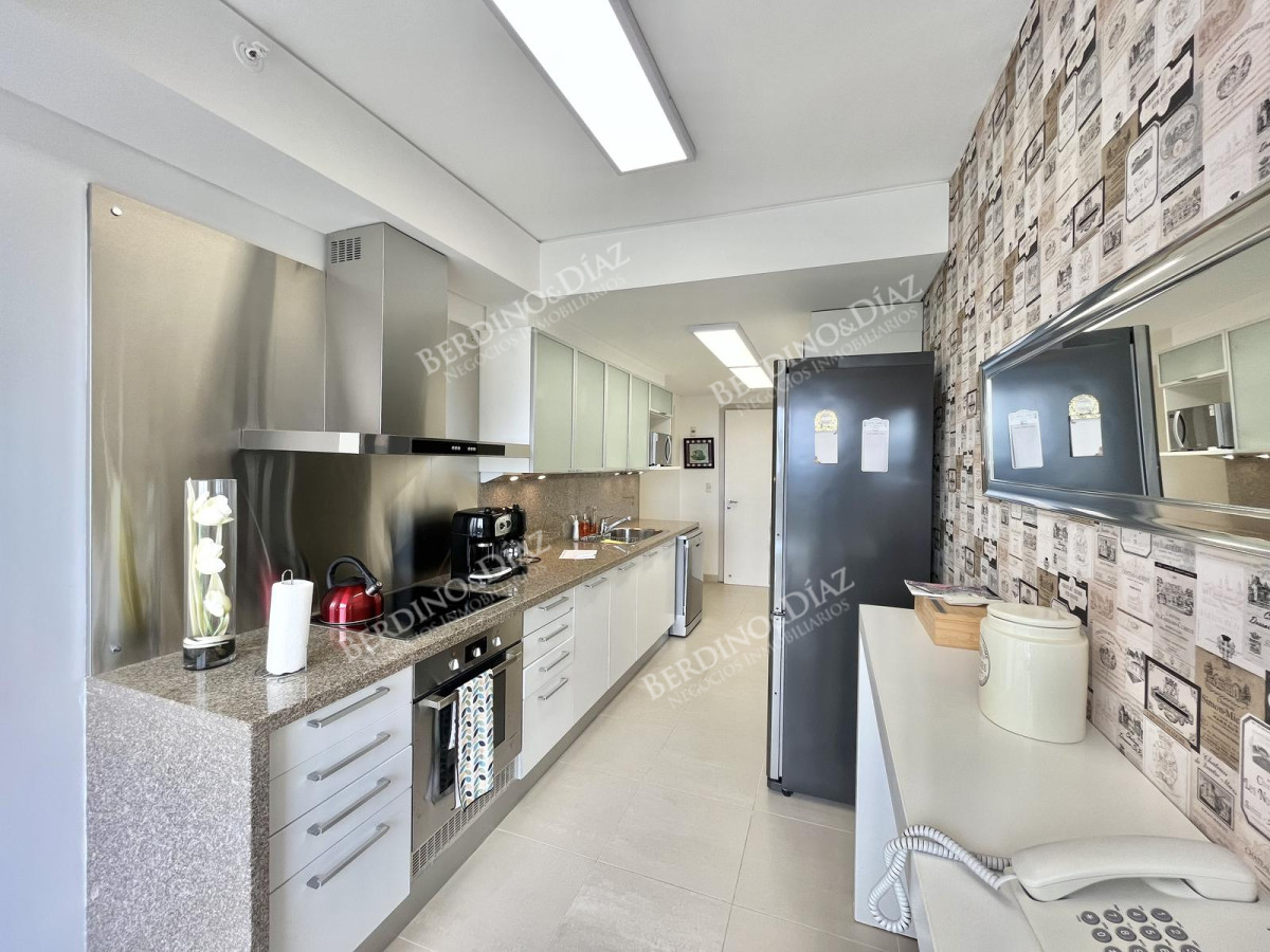 Apartamento ID.2705 - Apartamento frente al mar Playa Brava Torre Premium