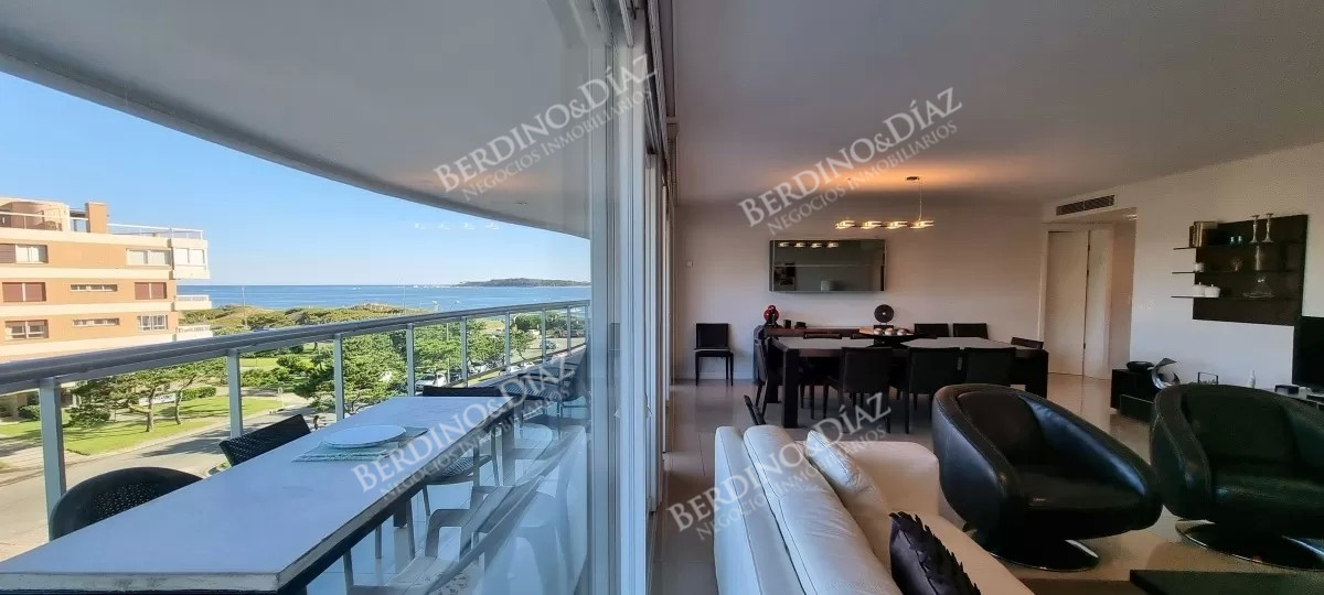 Apartamento ID.2693 - Aquarela en venta 4 suites venta en Punta del Este
