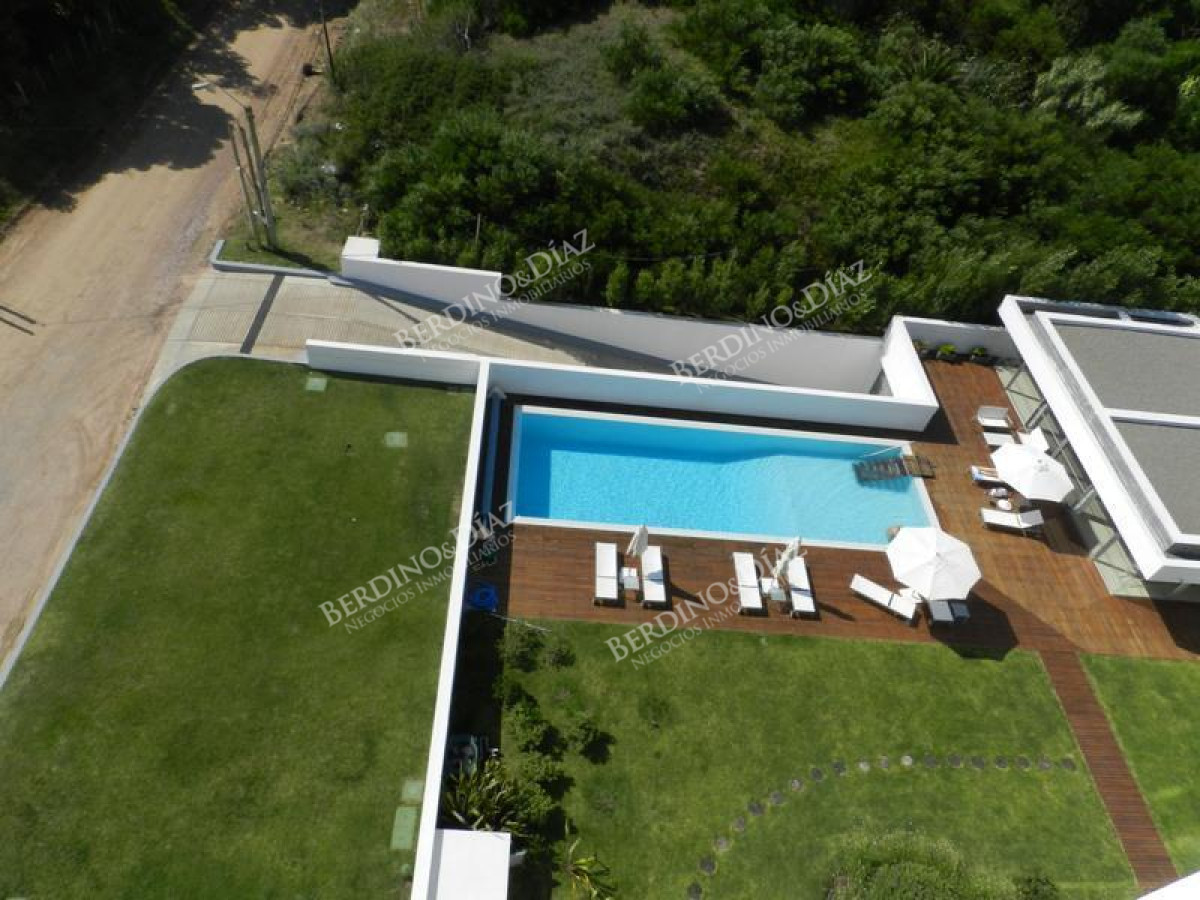 Apartamento ID.2206 - Penthouse espectacular en venta Playa Brava Punta del Este