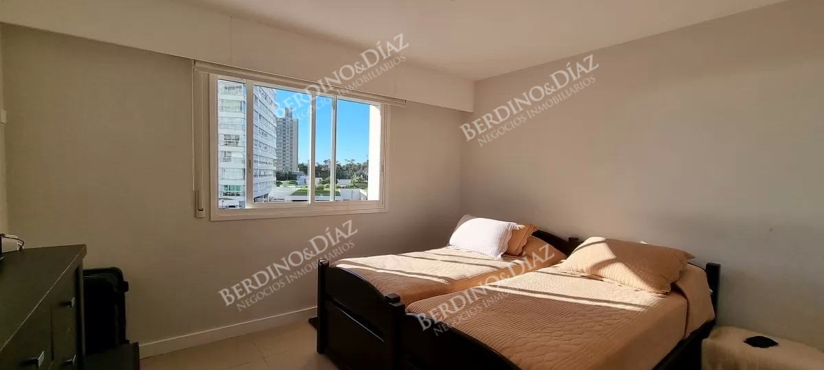 Apartamento ID.2693 - Aquarela en venta 4 suites venta en Punta del Este