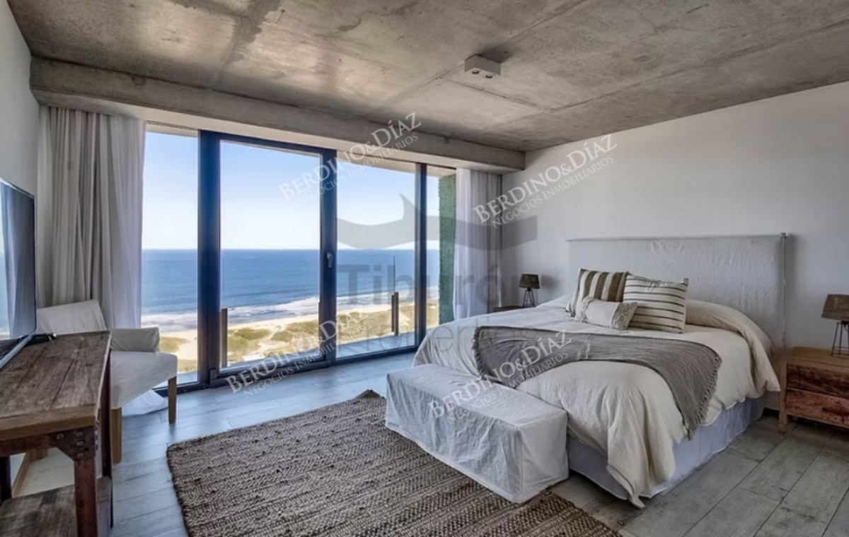 Apartamento ID.2974 - Apartamento en venta  3 dormitorios en Surfside