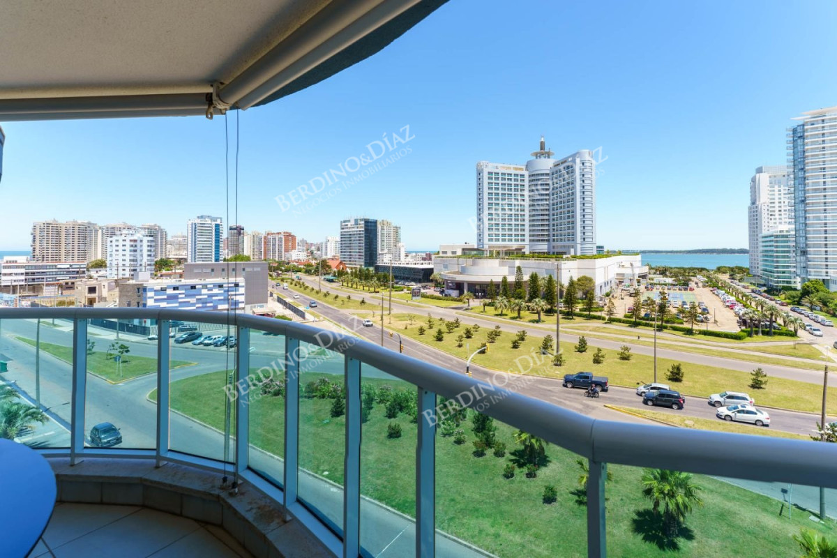 Apartamento ID.2890 - Oportunidad Zona Enjoy 2 dormitorios y medio parrillero propio