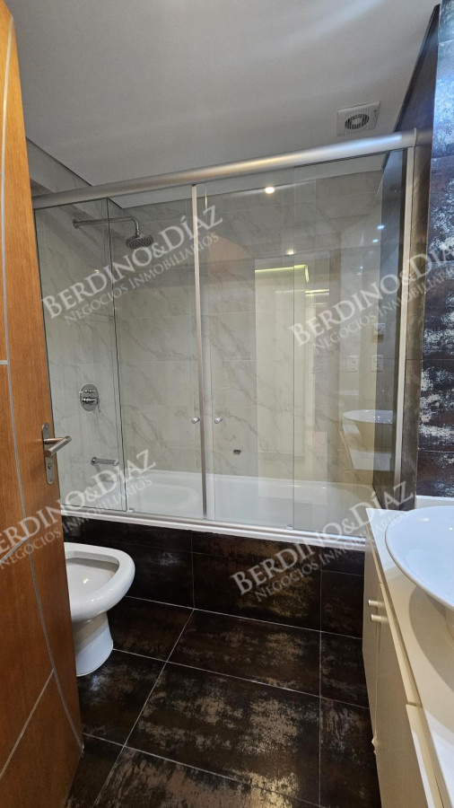Apartamento ID.2743 - Oportunidad Miami Boulevard 1 de 2 dormitorios al frente parrillero