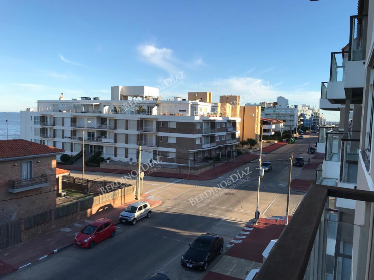 Apartamento ID.2841 - Apartamento en venta 2 dormitorios en El Emir Punta del Este
