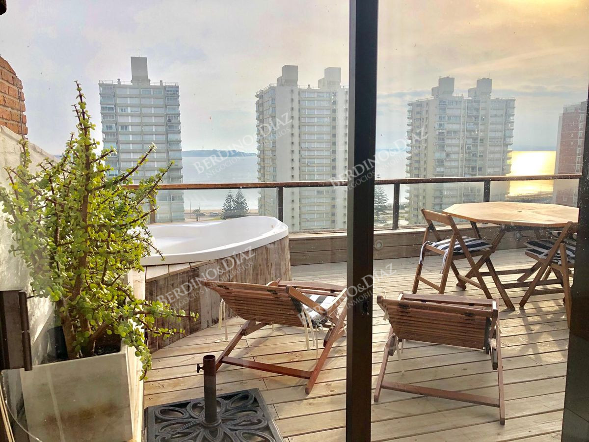 Apartamento ID.2033 - Apartamento en Punta del Este, Península