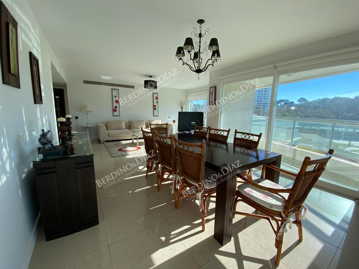 Apartamento ID.1283 - Apartamento en AQUARELA frente a la Playa Mansa 