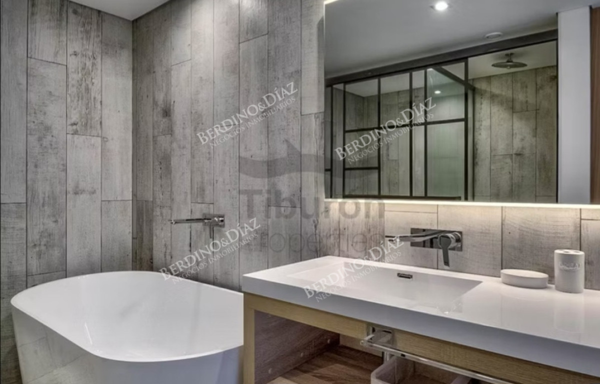 Apartamento ID.2975 - Apartamento en venta  2 dormitorios Surfside Brava