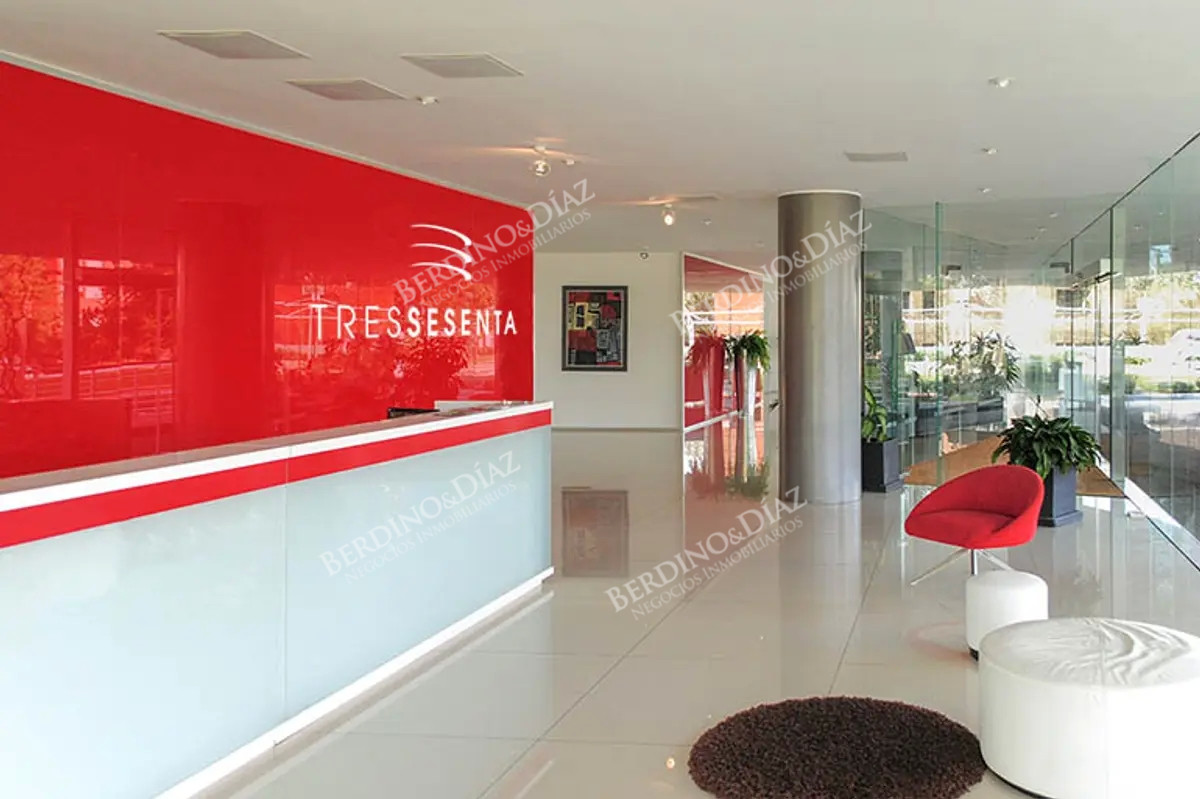Apartamento ID.2810 - Apartamento en venta 3 dormitorios Torre con servicios