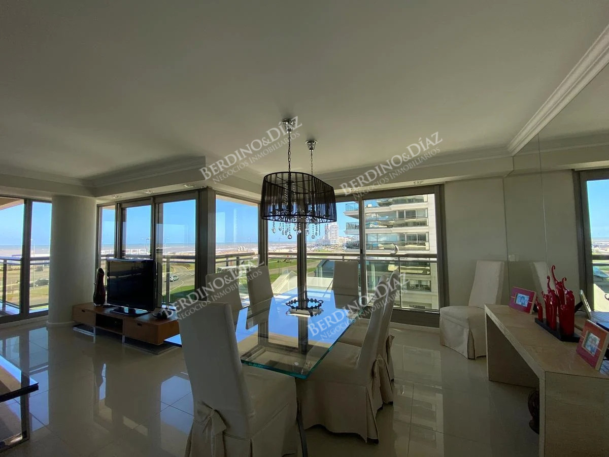 Apartamento ID.2303 - APARTAMENTO EN VENTA PLAYA BARVA ESQUINERO 
