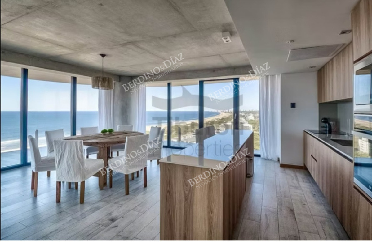 Apartamento ID.2975 - Apartamento en venta  2 dormitorios Surfside Brava