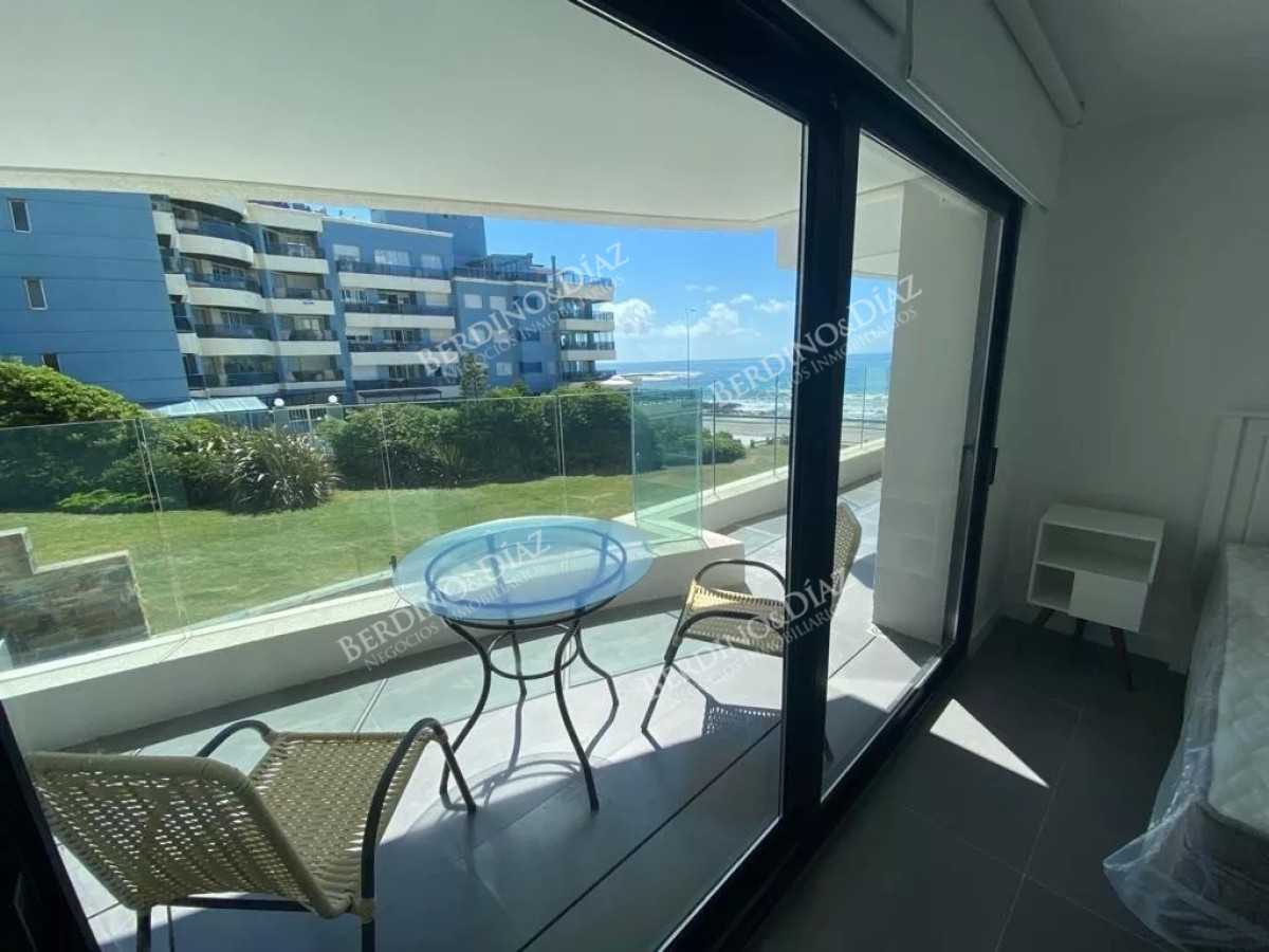 Apartamento ID.2055 - Apartamento de 1 dormitorio  frente al mar 