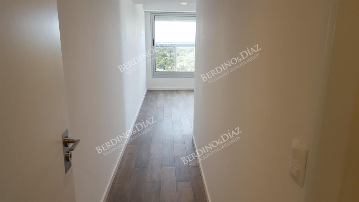 Apartamento ID.724 -  PentHouse en venta sobre la Playa Mansa