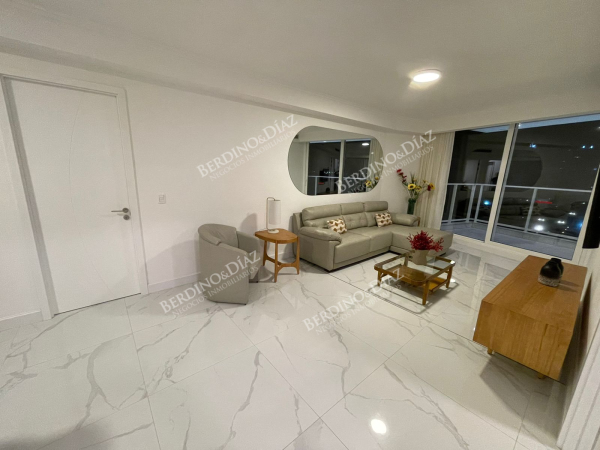 Apartamento ID.1472 - Apartamento Ediificio Paramount en alquiler 