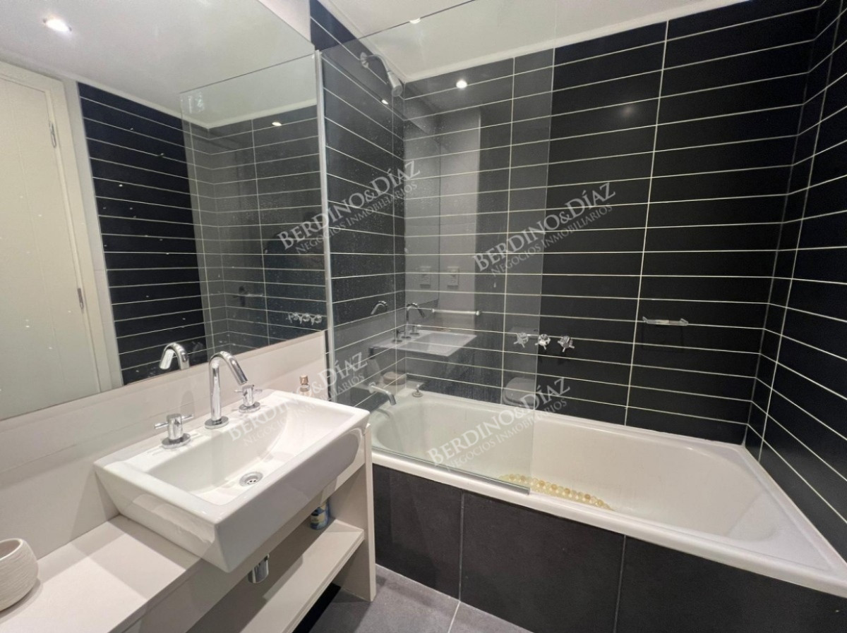 Apartamento ID.2778 - Ocean Drive Apartamento de 3 dormitorios en venta 