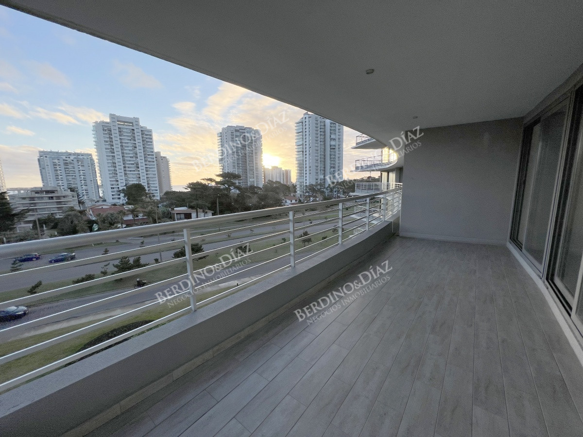 Apartamento ID.1459 - Apartamento en venta  de diseño  a estrenar Playa Mansa
