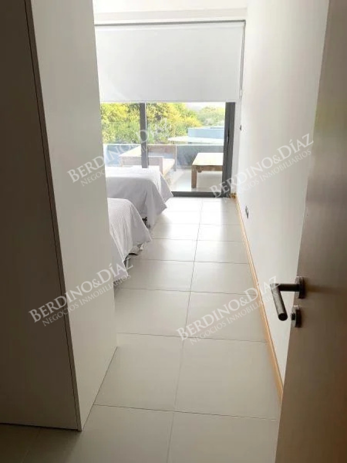 Apartamento ID.2330 - Apartamento en venta formidable de 3 suites frente al mar 